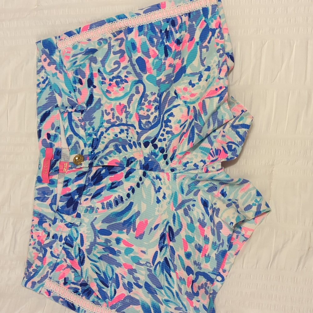 GUC LILLY PULITZER CALLAHAN SHORTS